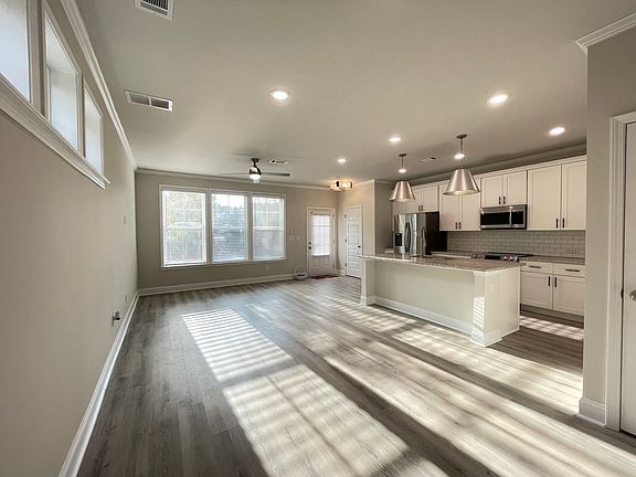 4th image of 5090 Insperon Ln #5090