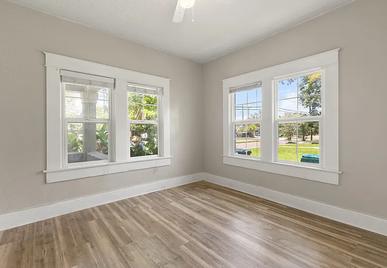 1509 Woodward St #1 — Photo 15