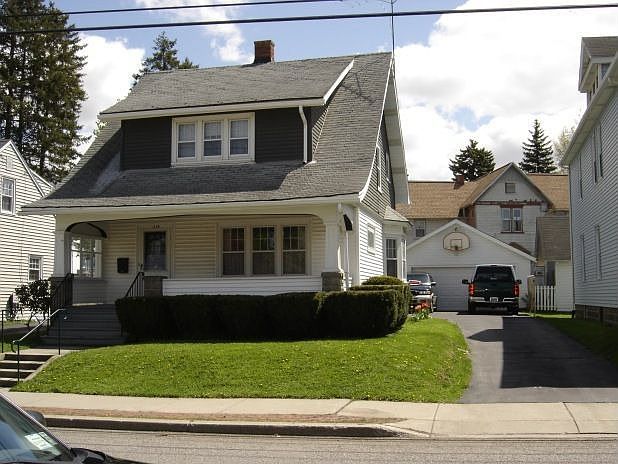 1st image of 339 Forest Ave