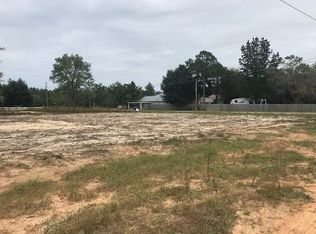 Passion Flower St, Defuniak springs, FL 32433