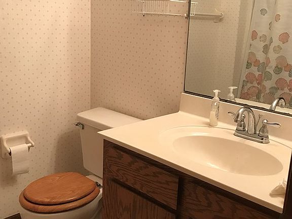 5th image of 4405 Cricket Dr