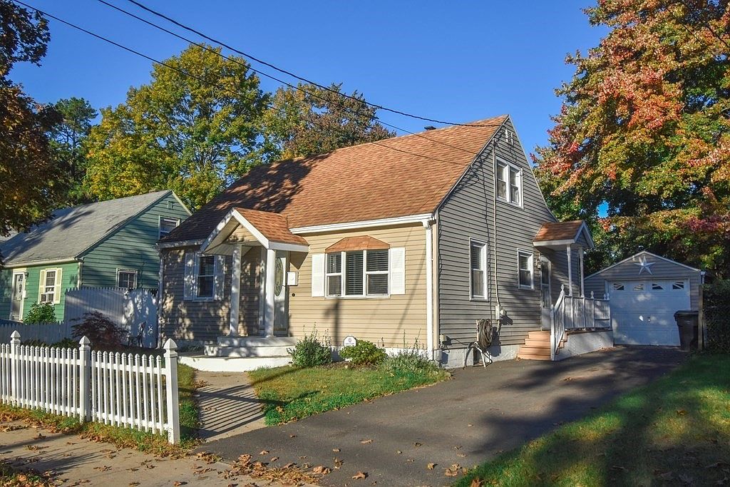 171 Breckwood Blvd, Springfield, MA 01109 Zillow