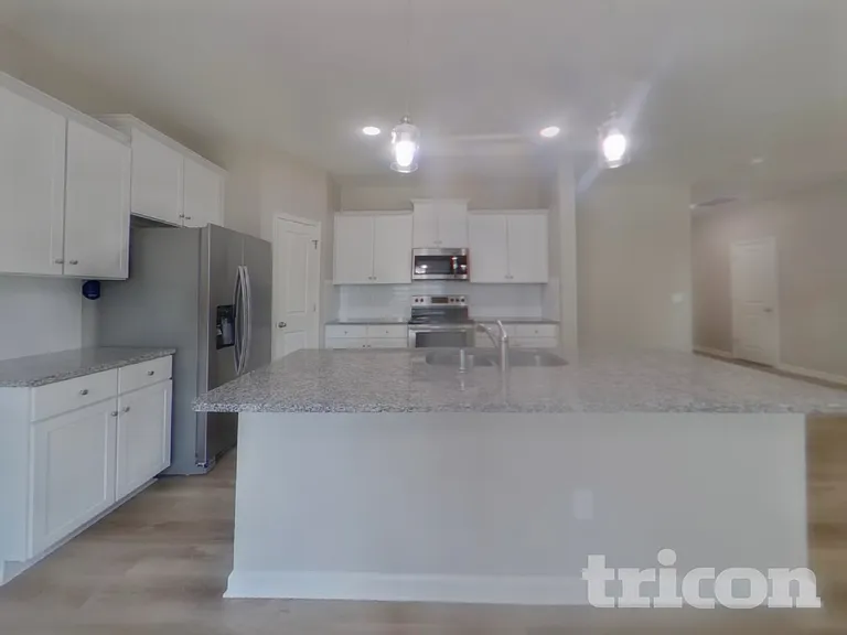 126 Spring Knoll Dr — Photo 4