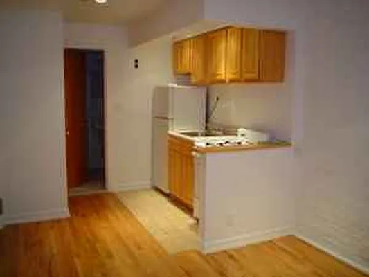 Rented by Chartwell Forest Hills Realty | media 14