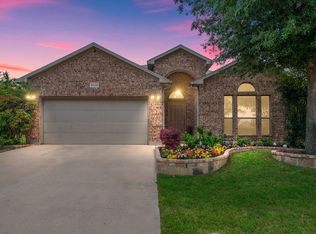 5316 Grayson Ridge Dr, Fort Worth, TX 76179