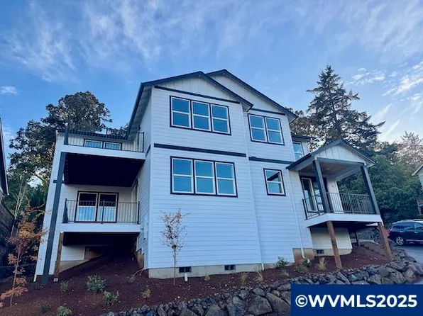 1115 Little John Loop NW, Salem, OR 97304
