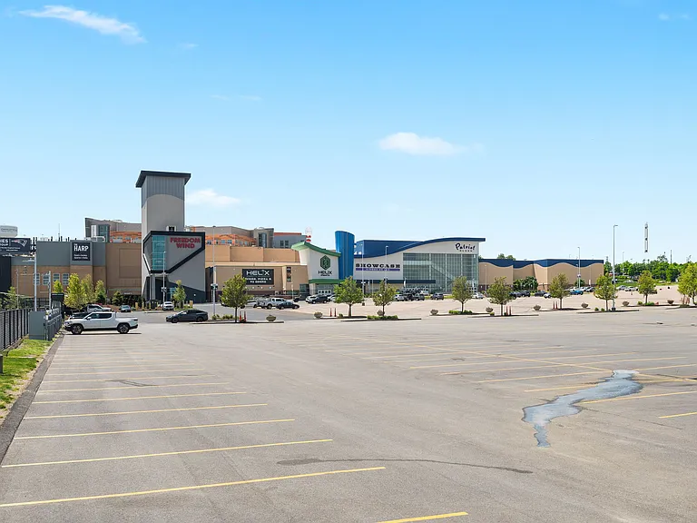 Patriot Place Nearby