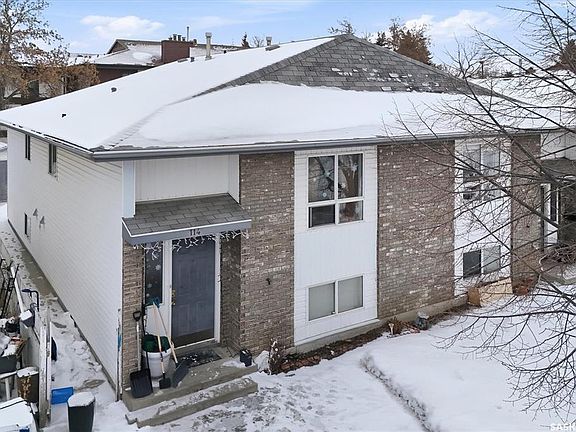 2nd image of 114 - 116 Barber CRESCENT