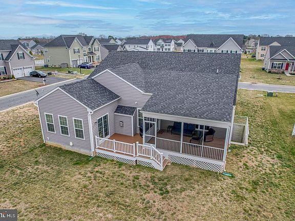 5th image of 235 Buckeye Ln