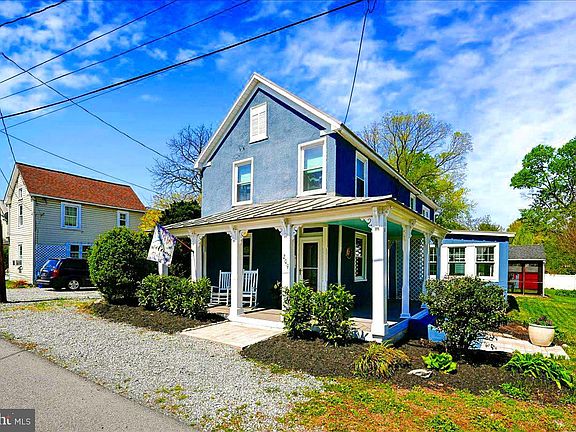 2nd image of 209 Rice St