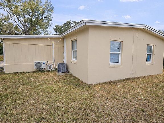 4th image of 21299 Coulton Ave #21299