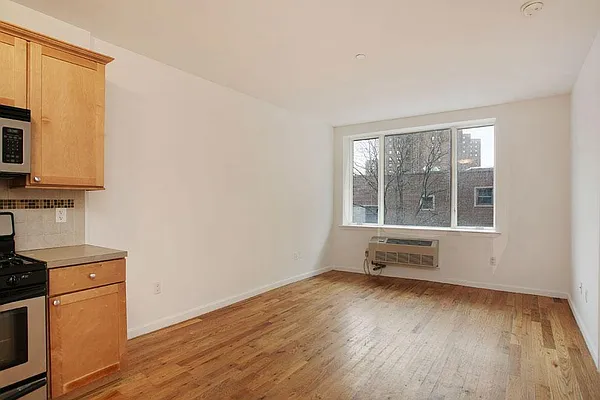 Rented by Corcoran | media 33