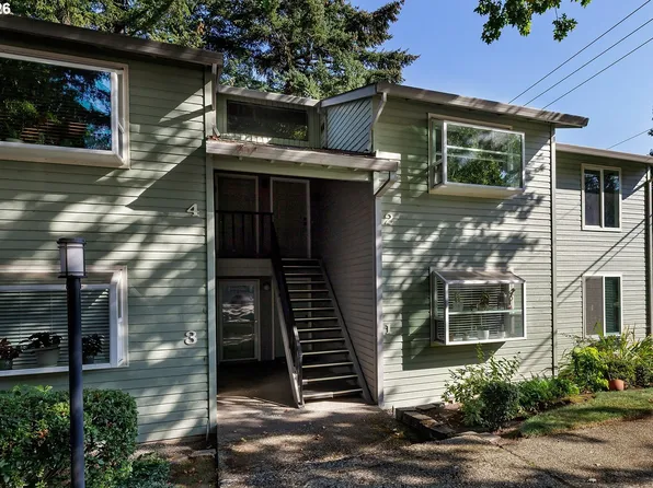 11990 SW Corby Dr APT 2, Portland, OR 97225