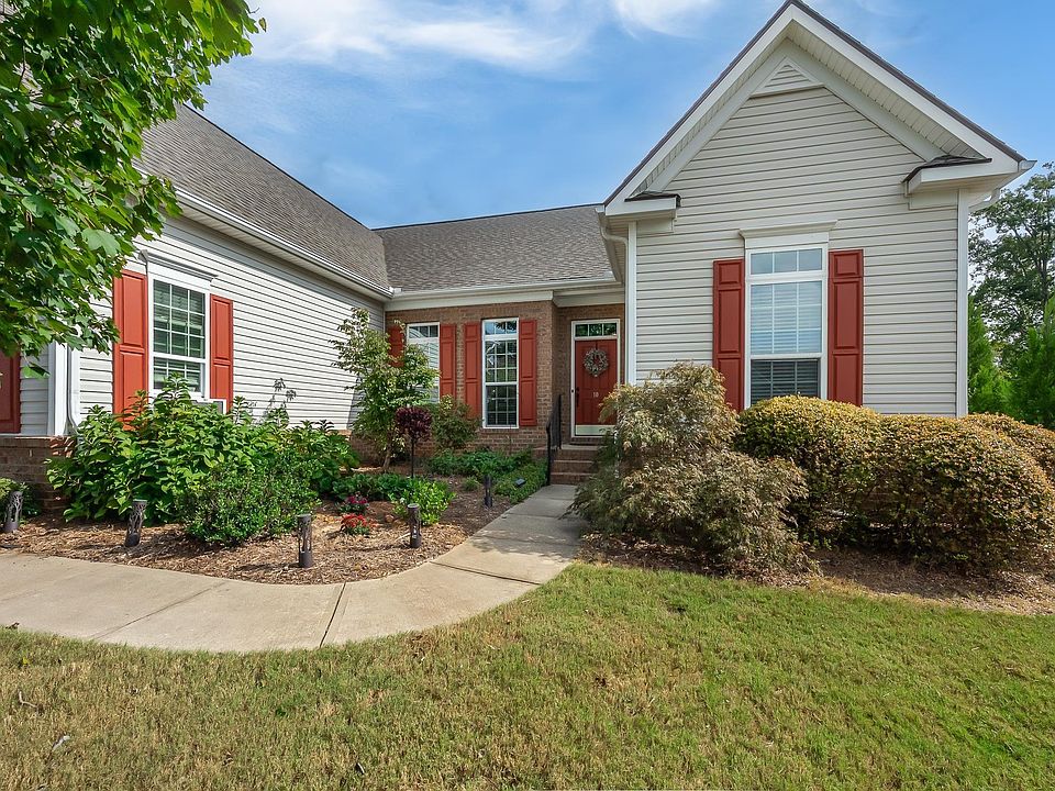 1st image of 10 Laurel Springs Dr
