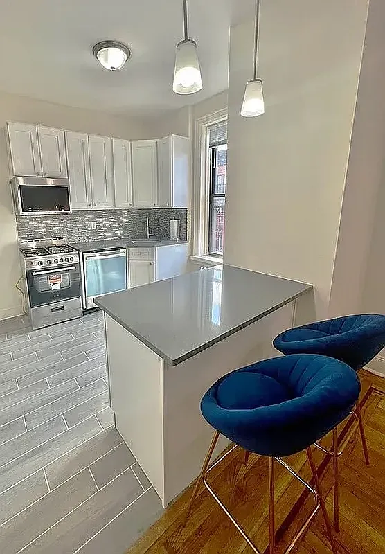 Building Photo - 663 President St #D2