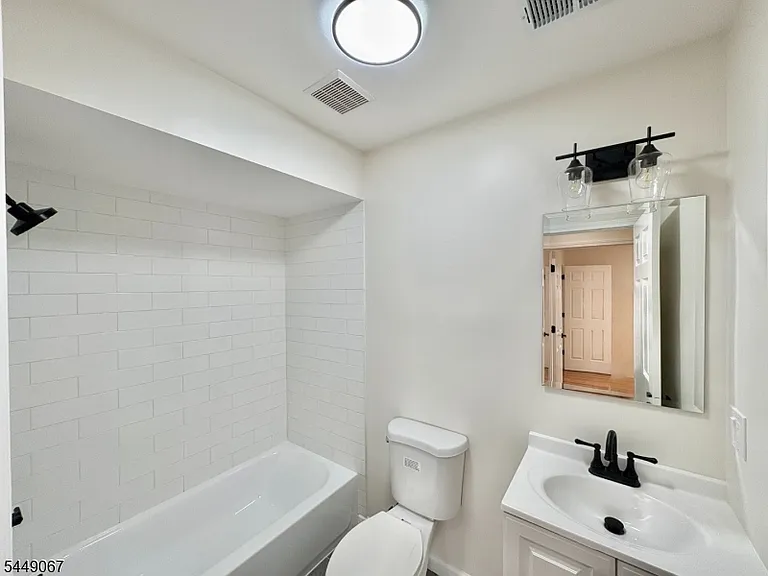 156 Ridgewood Ave #1 — Photo 43