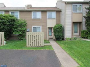 42 Cartlane Cir, Chalfont, PA 18914