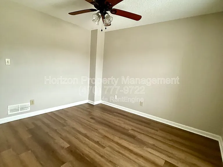 3730 Old Flowery Branch Rd #H4 — Photo 14