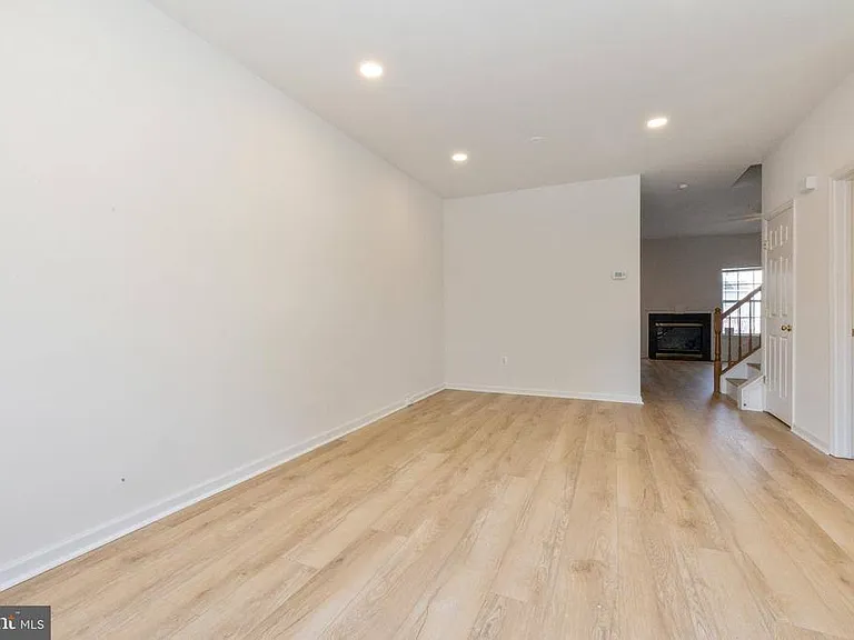 2456 Covered Wagon Ct — Photo 13