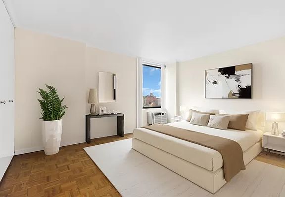 3rd image of 1619 3rd Ave APT 22D