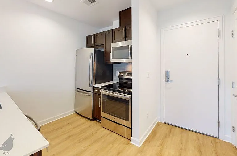 1115 H St NE #303 — Photo 16
