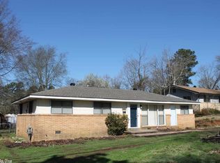 2006 7th St, Hot Springs, AR 71913