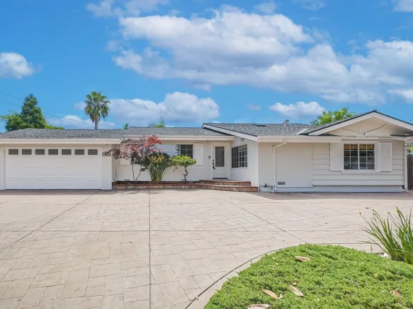 212 Saint Henry Dr, Fremont, CA 94539