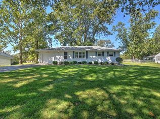 2353 S Windsor Rd, Decatur, IL 62521