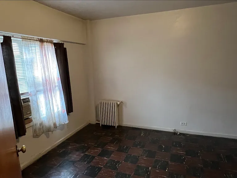 7327 N Rogers Ave #302 — Photo 7