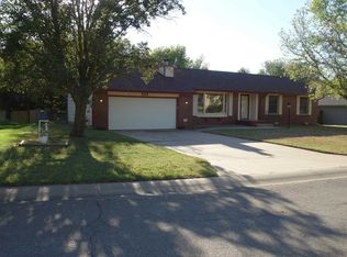605 N Moy Ln, Mulvane, KS 67110