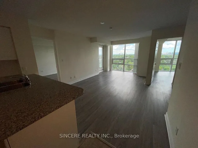35 Hollywood Ave #1922 — Photo 3