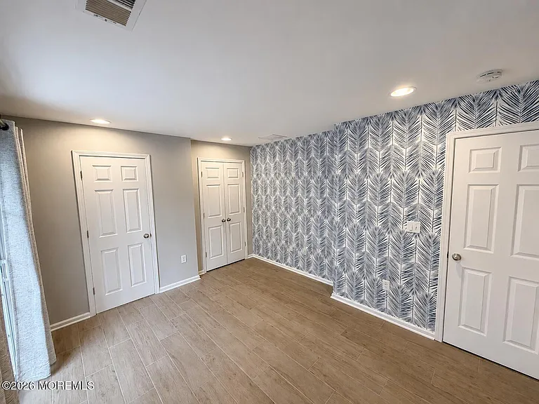 235 Yale Blvd — Photo 17