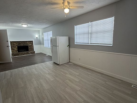 5th image of 1755 Norton Ave