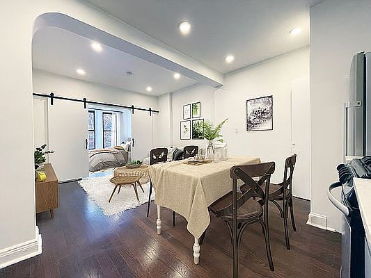 2nd image of 440 Saint Nicholas Ave APT 2C