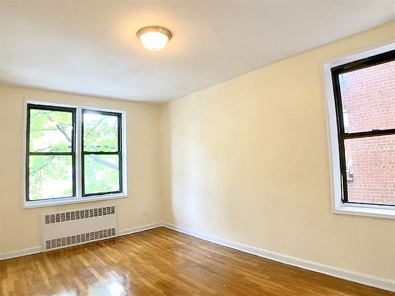 5th image of 180 E 17th St APT 514