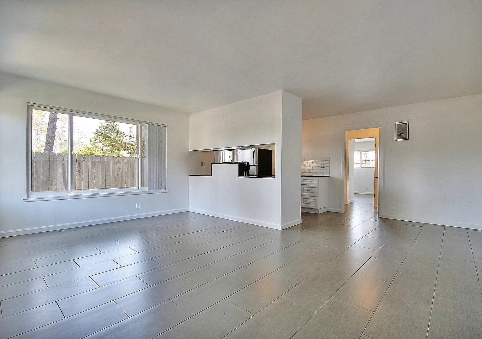 6503 Seville Road — Photo 2