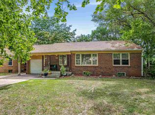 1214 S Waverly Rd, Wichita, KS 67218