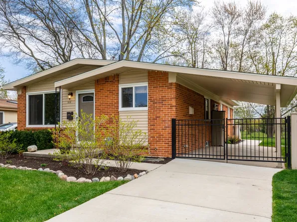 3818 Edgeland Ave, Royal Oak, MI 48073