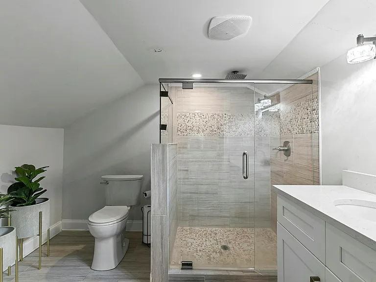 1472 North Ave NW — Photo 14