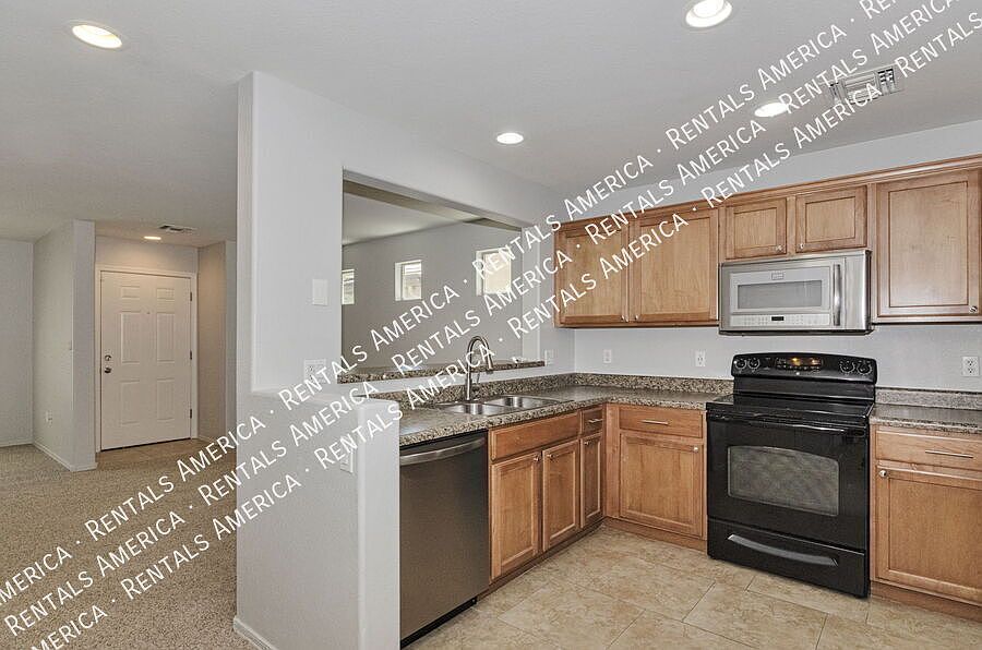 1st image of 10552 E Pleasant Pasture Dr