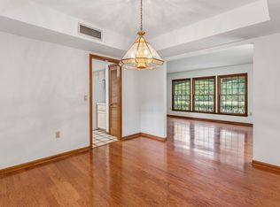 8231 S Bates Rd, Palm Beach Gardens, FL 33418