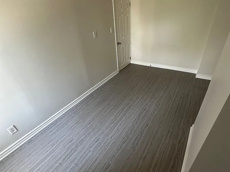 25 Howard St #2 — Photo 8