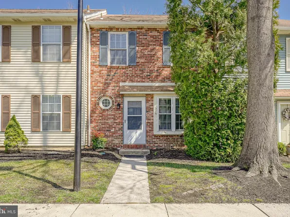 316 Gwynedd Ct, Mount Laurel, NJ 08054