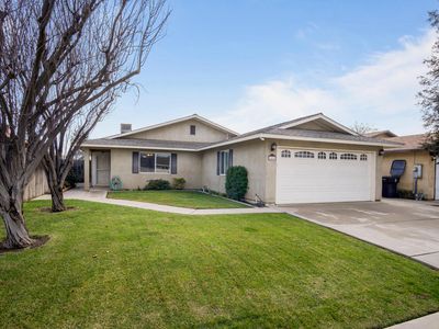 1465 Manzanita Avenue, Tulare, CA, 93274