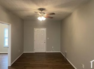 4618 W Market St #202, Louisville, KY