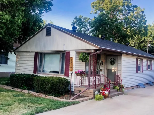 1919 9th Ave, Kearney, NE 68845