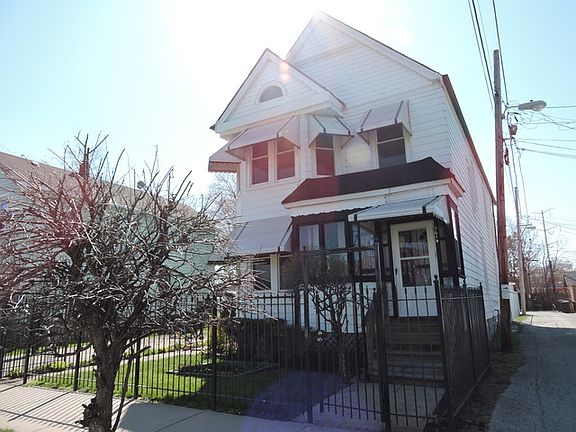 2nd image of 7614 S Dorchester Ave