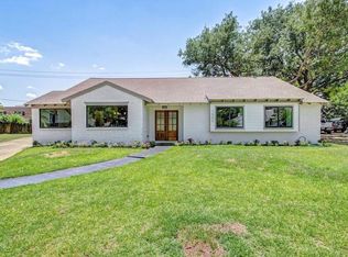 1902 Knoboak Cir, Houston, TX 77080