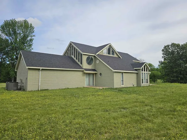 161 Funderburg Rd, Mineral Springs, AR 71851