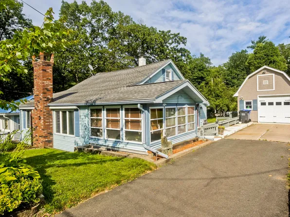 282 Halladay Drive, Suffield, CT 06093